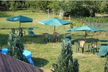 Słowacja Privát Trávnica, Zewnątrz